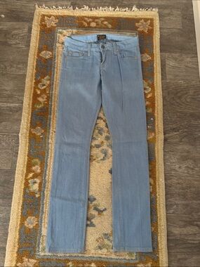 Civilianaire Light Blue Women's Straight-Leg Jeans